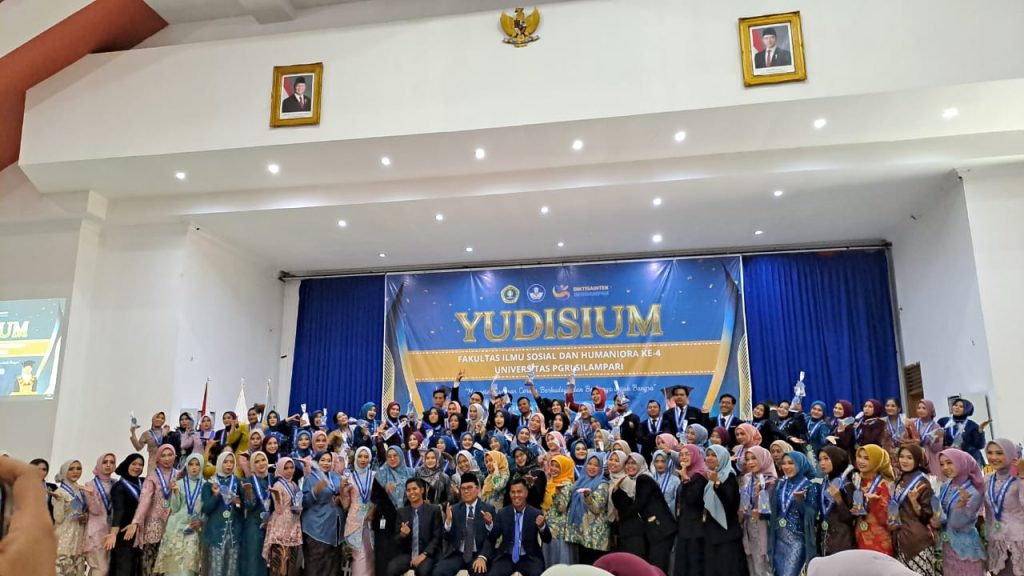 yudisium Fishum UNPARI Ke 4